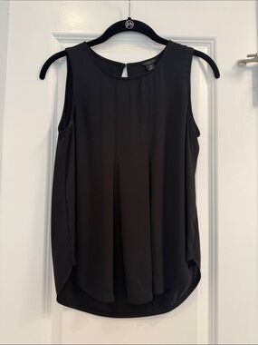 Ann Taylor Black Sleeveless Pleated Blouse -